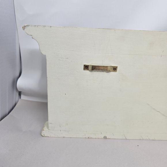 Vintage A Special Place Off White & Metal Key Clothes Hanger 3 Hook Cottagecore - Picture 7 of 16